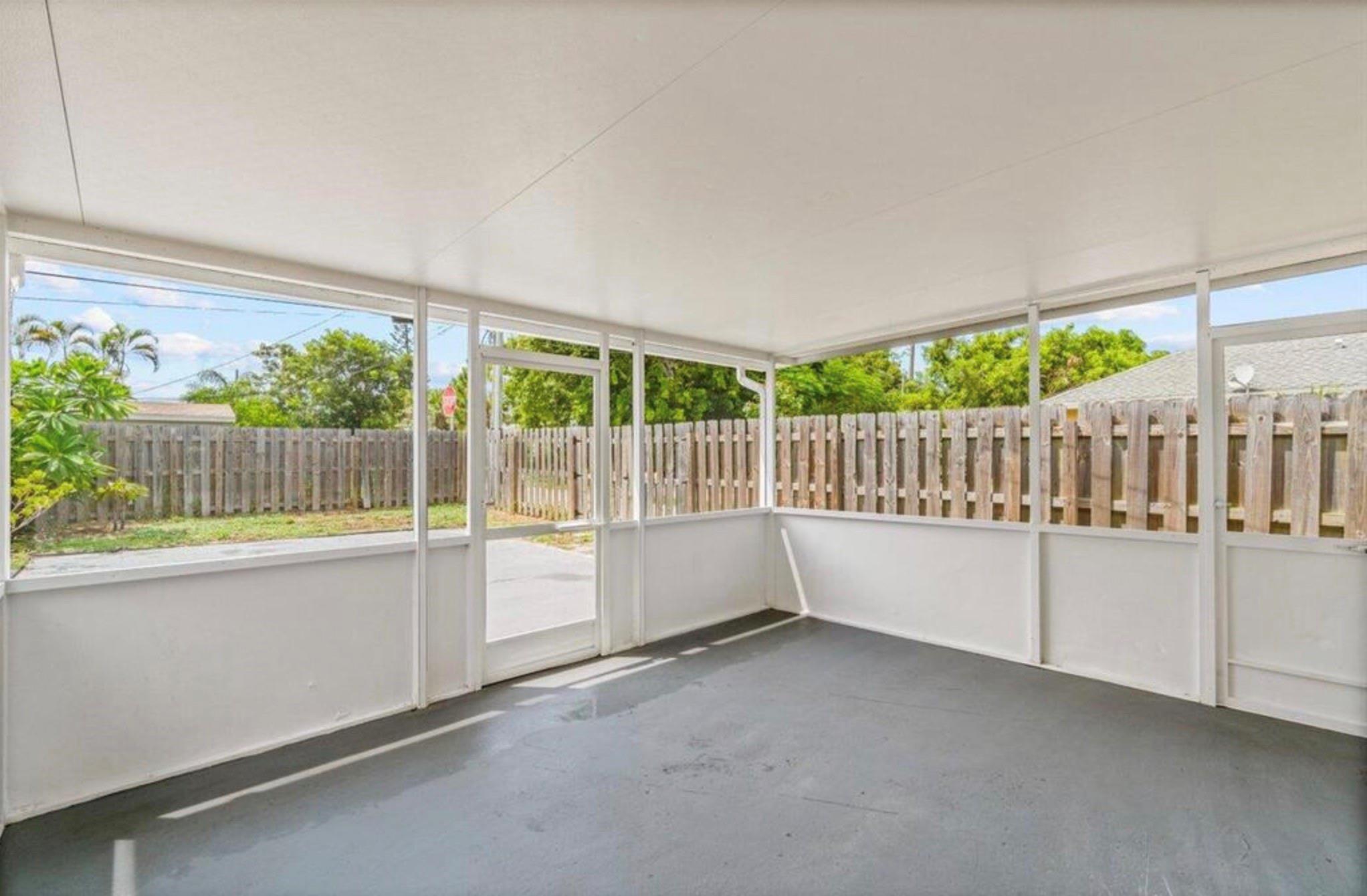 Lake Worth Town - Residential