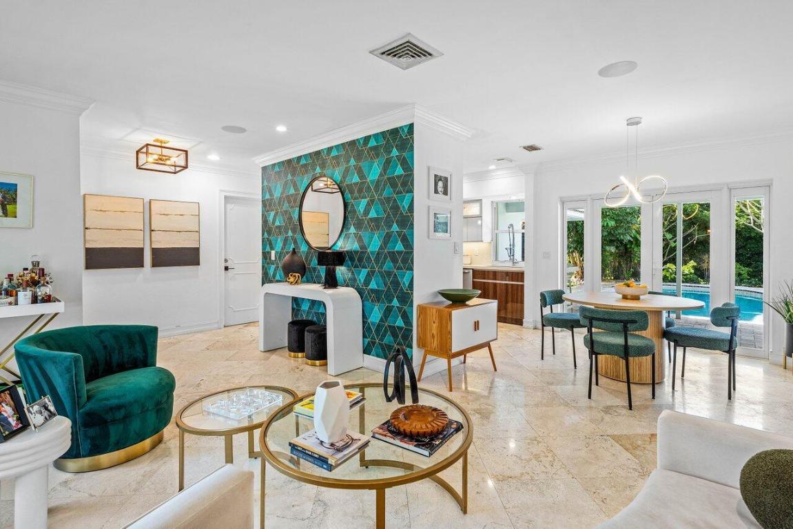 1181 SW Walnut Terrace