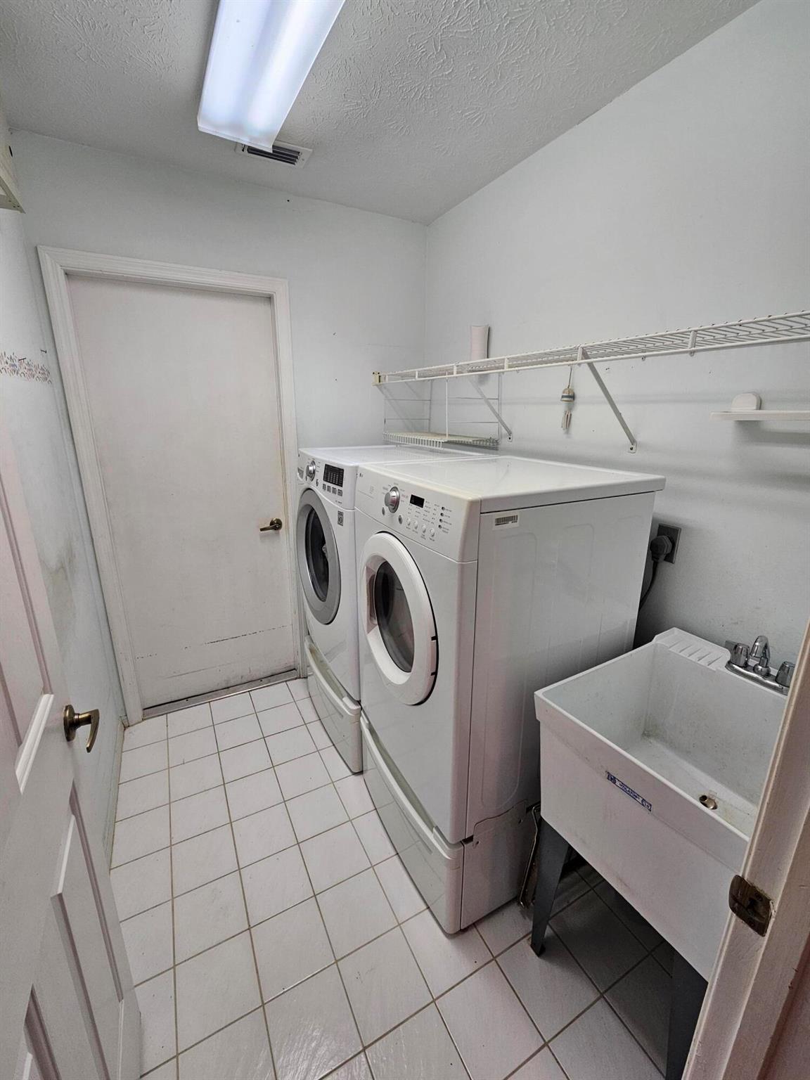 SECT 39 - Residential