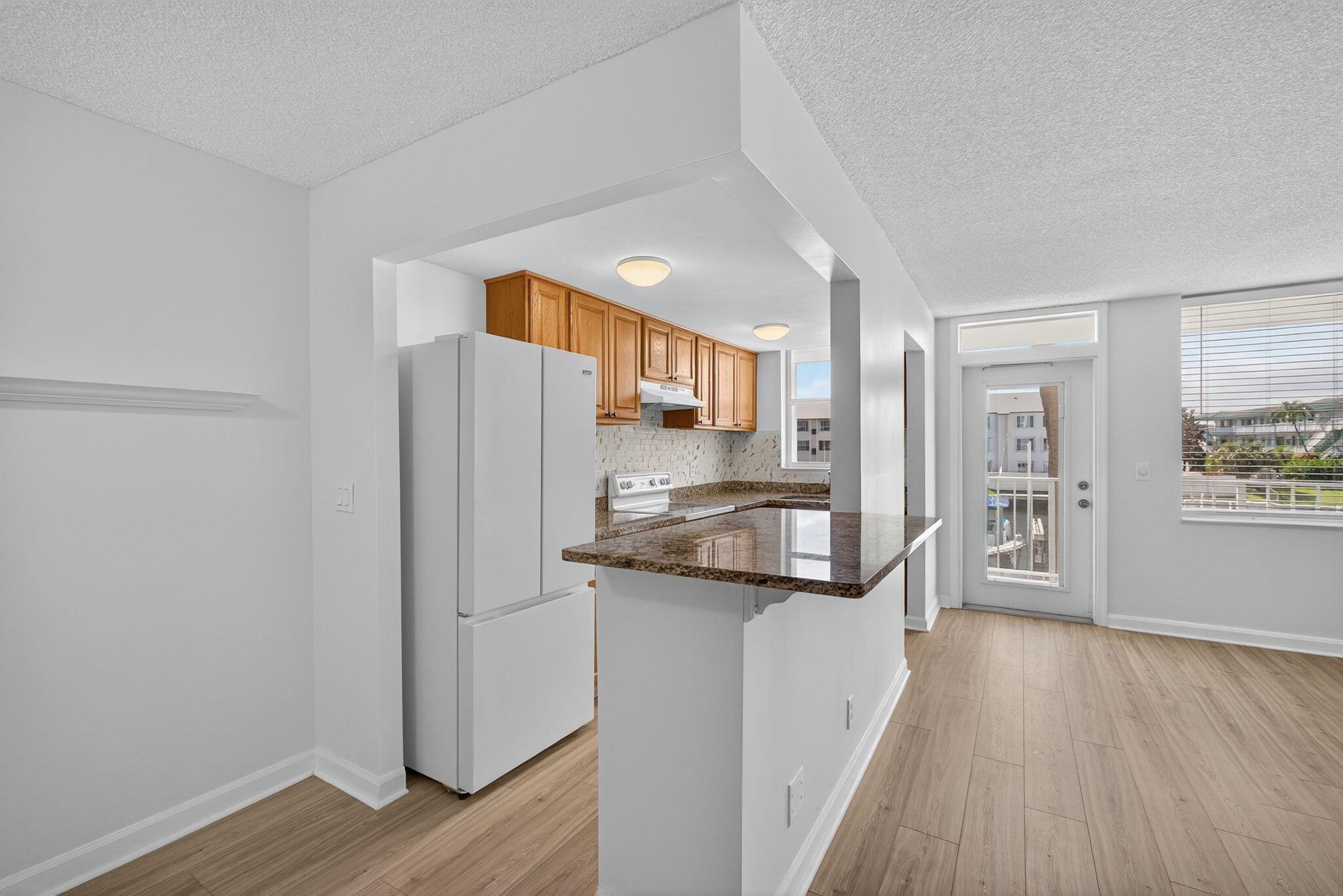 PARADISE VILLAS CONDO - Residential