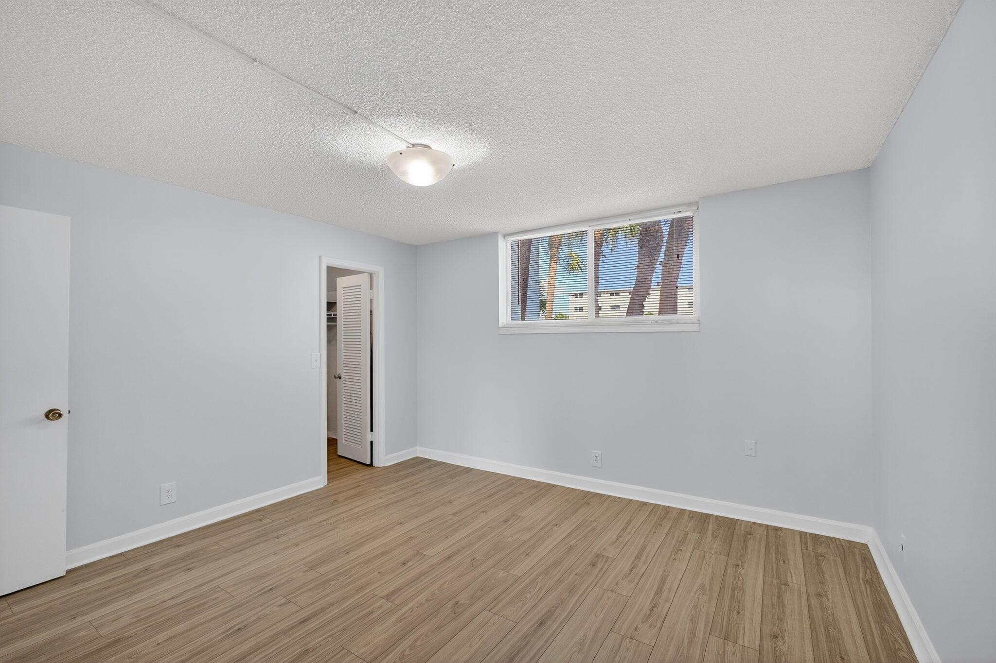 PARADISE VILLAS CONDO - Residential
