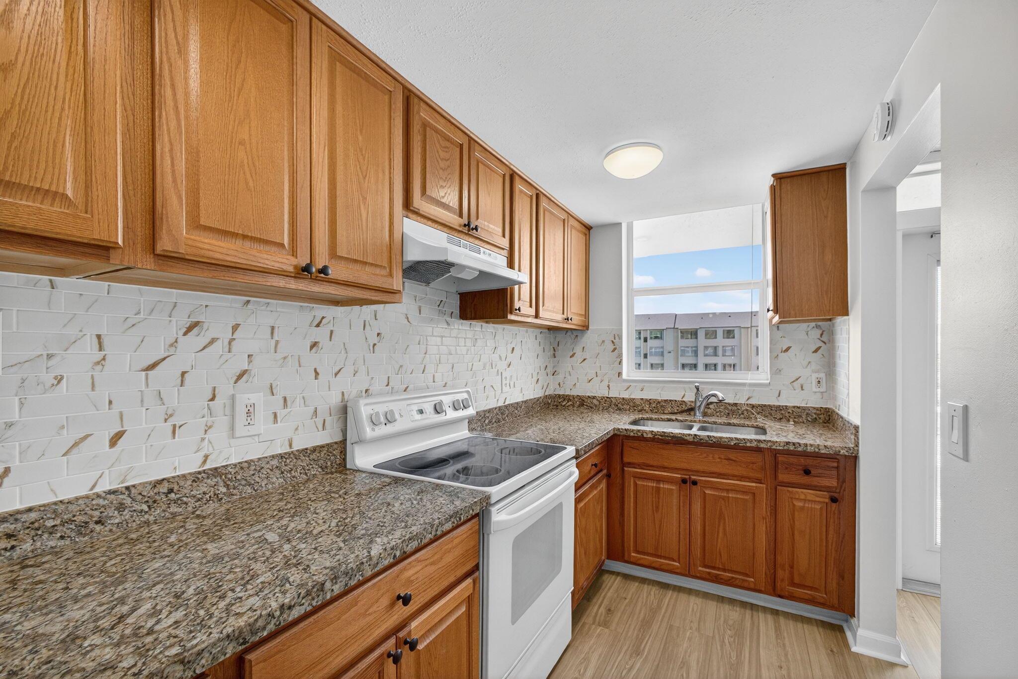PARADISE VILLAS CONDO - Residential