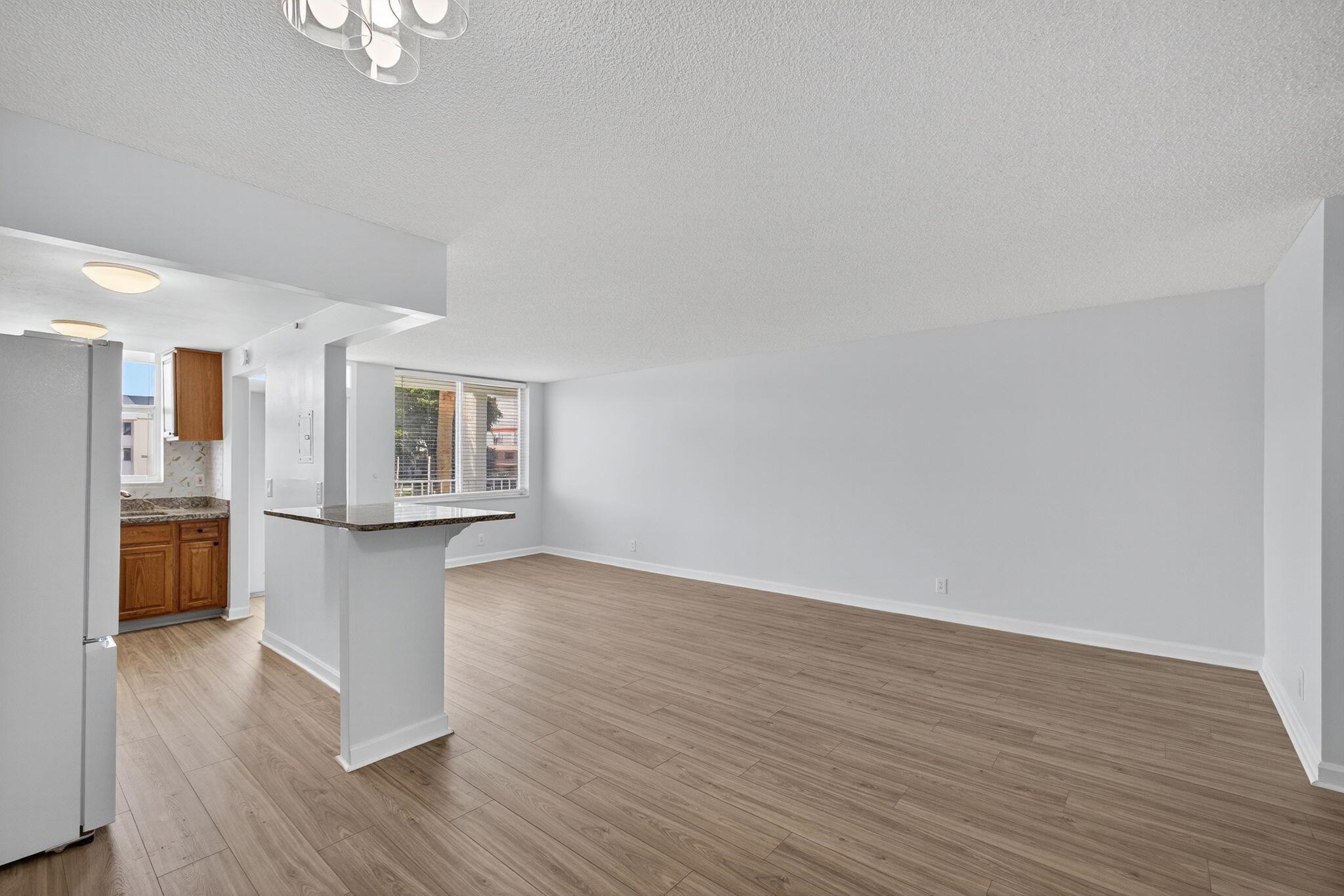 PARADISE VILLAS CONDO - Residential