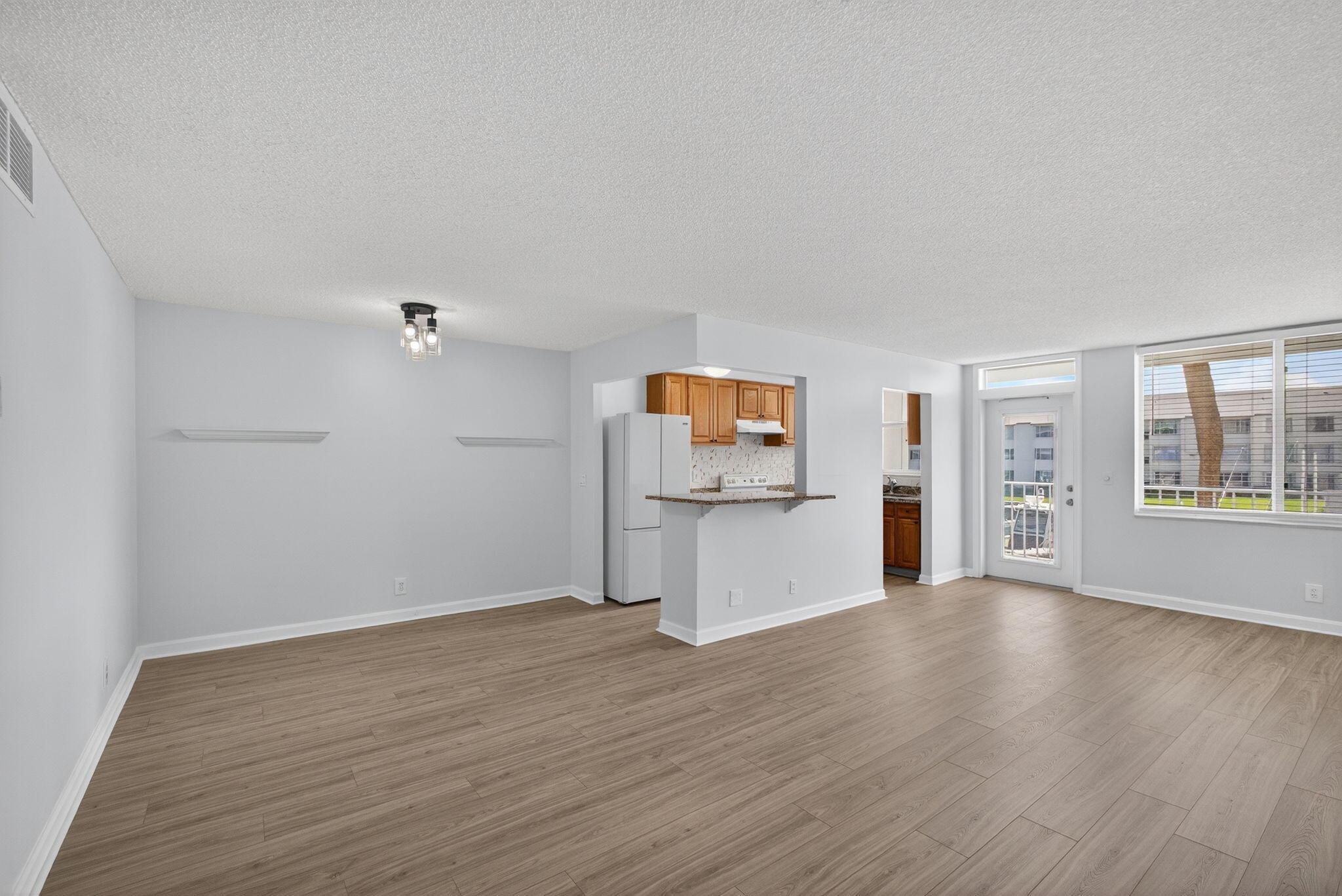 PARADISE VILLAS CONDO - Residential