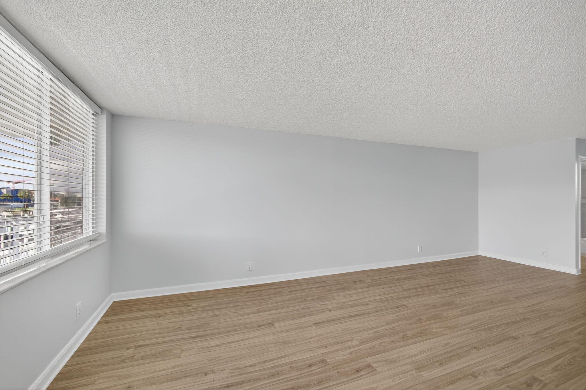PARADISE VILLAS CONDO - Residential