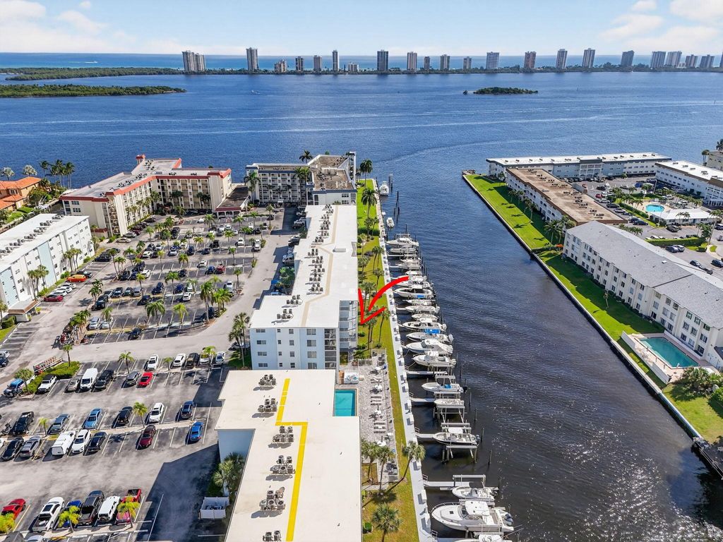 Photo of 104 Paradise Harbour Boulevard #203, North Palm Beach, FL 33408 (MLS # R11134274)