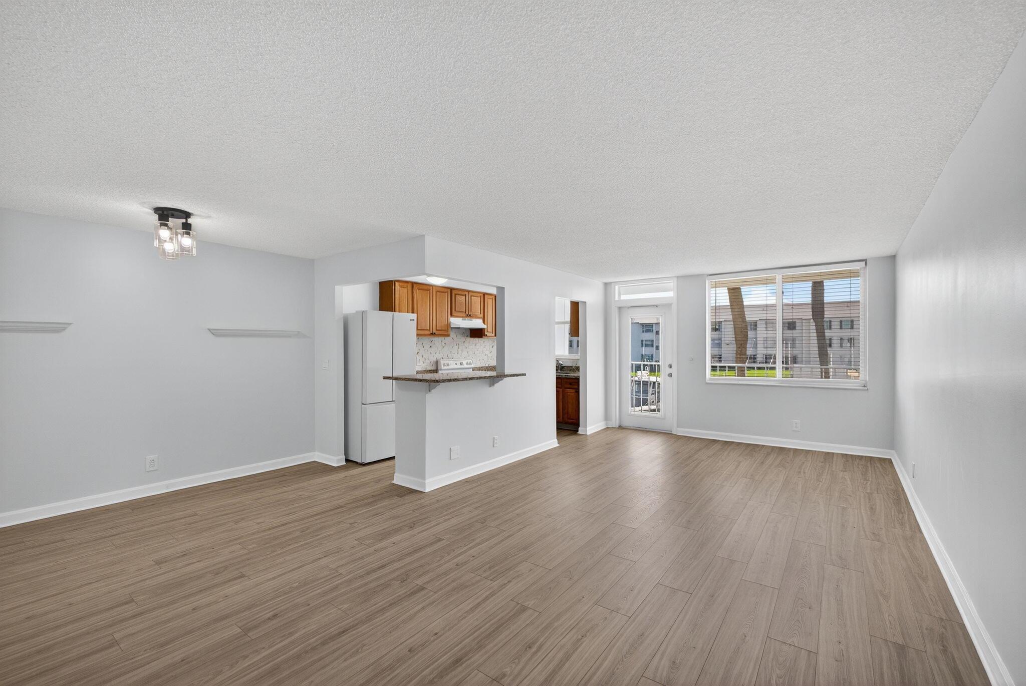 PARADISE VILLAS CONDO - Residential