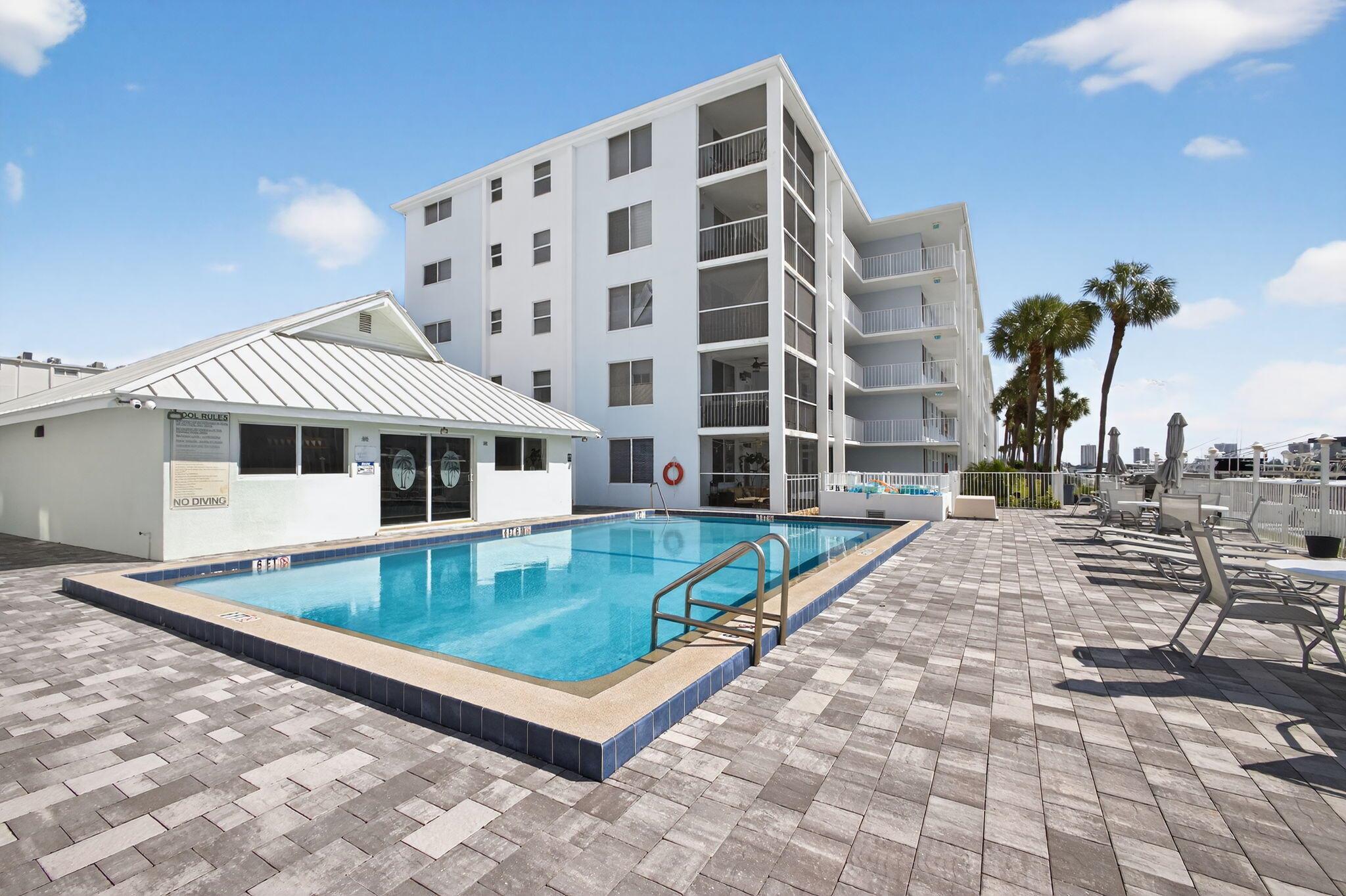 PARADISE VILLAS CONDO - Residential