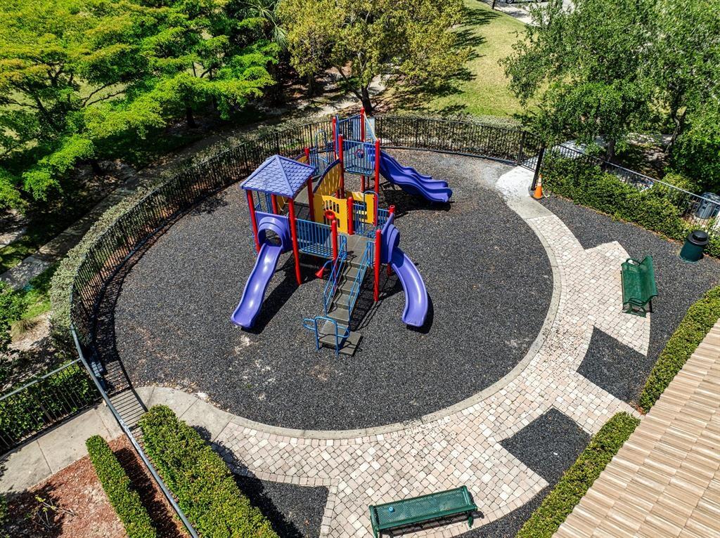 Vizcaya Falls - Residential