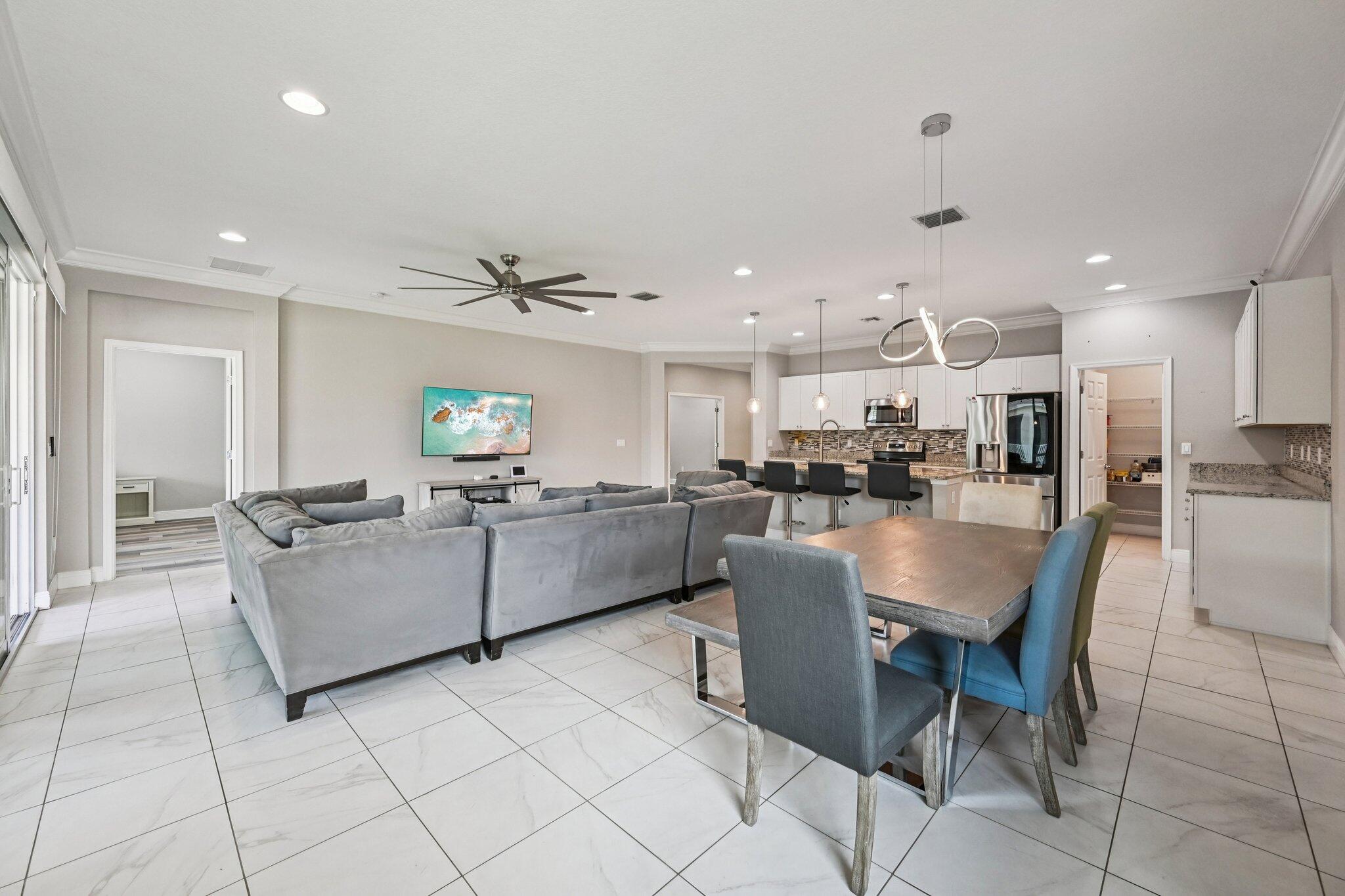 Vizcaya Falls - Residential