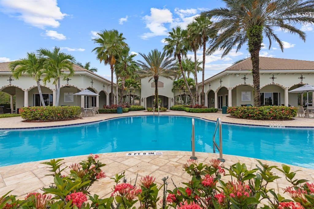 Vizcaya Falls - Residential