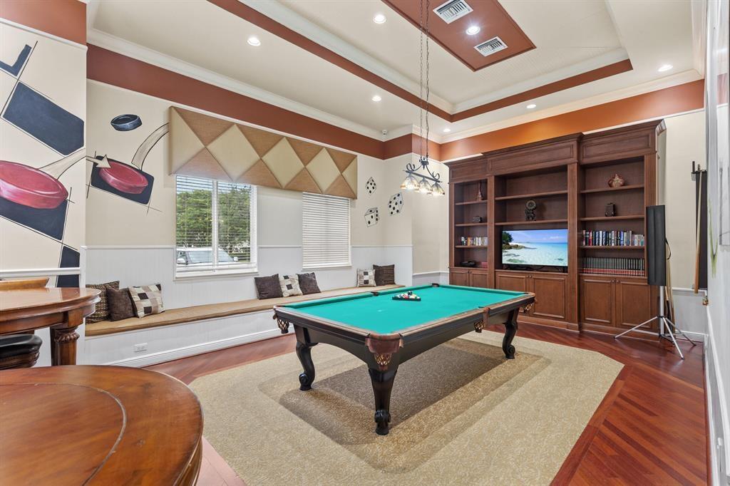 Vizcaya Falls - Residential