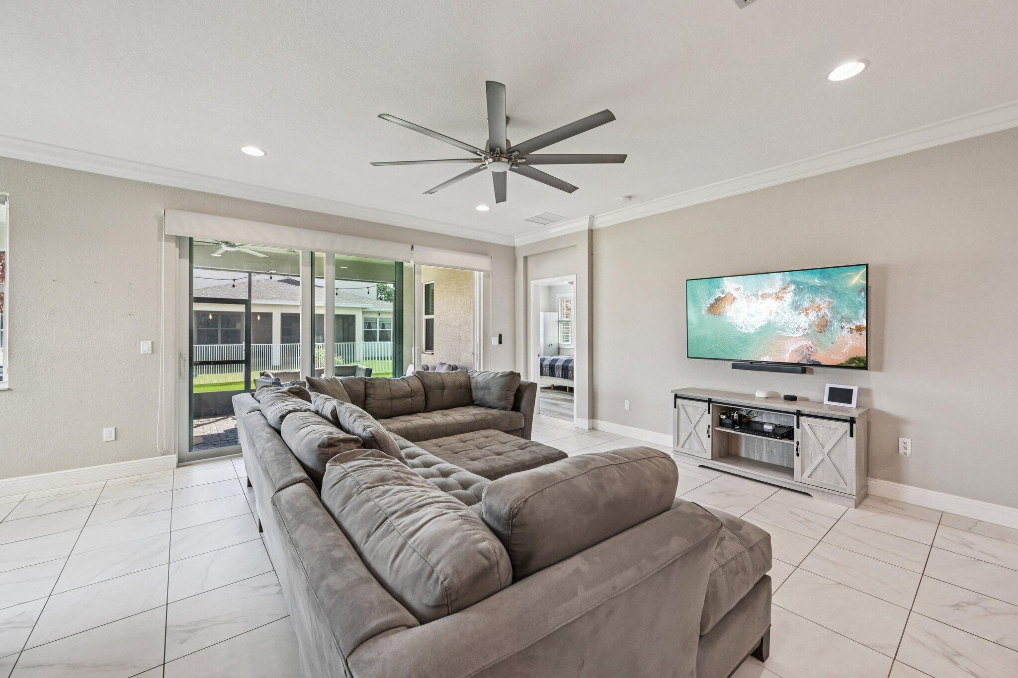 Vizcaya Falls - Residential