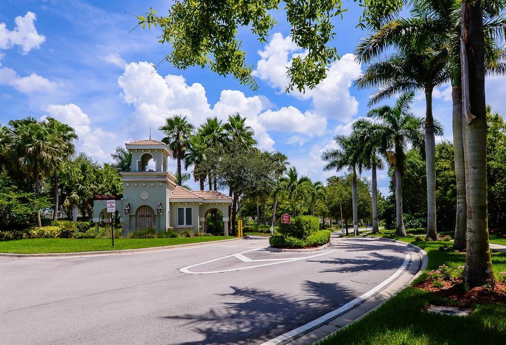 Vizcaya Falls - Residential