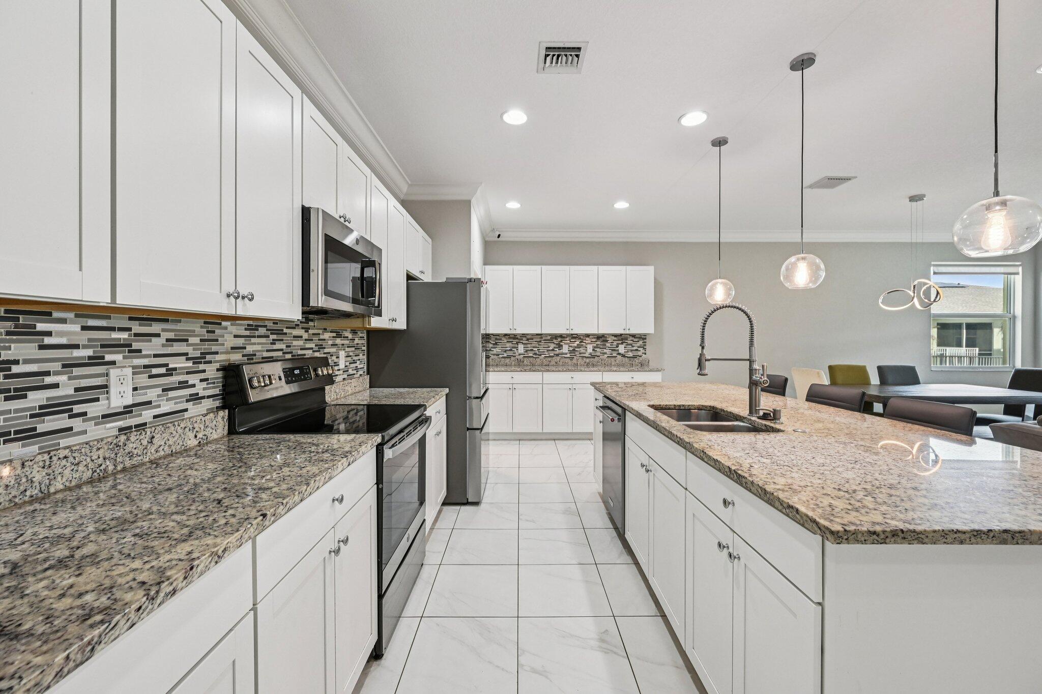 Vizcaya Falls - Residential