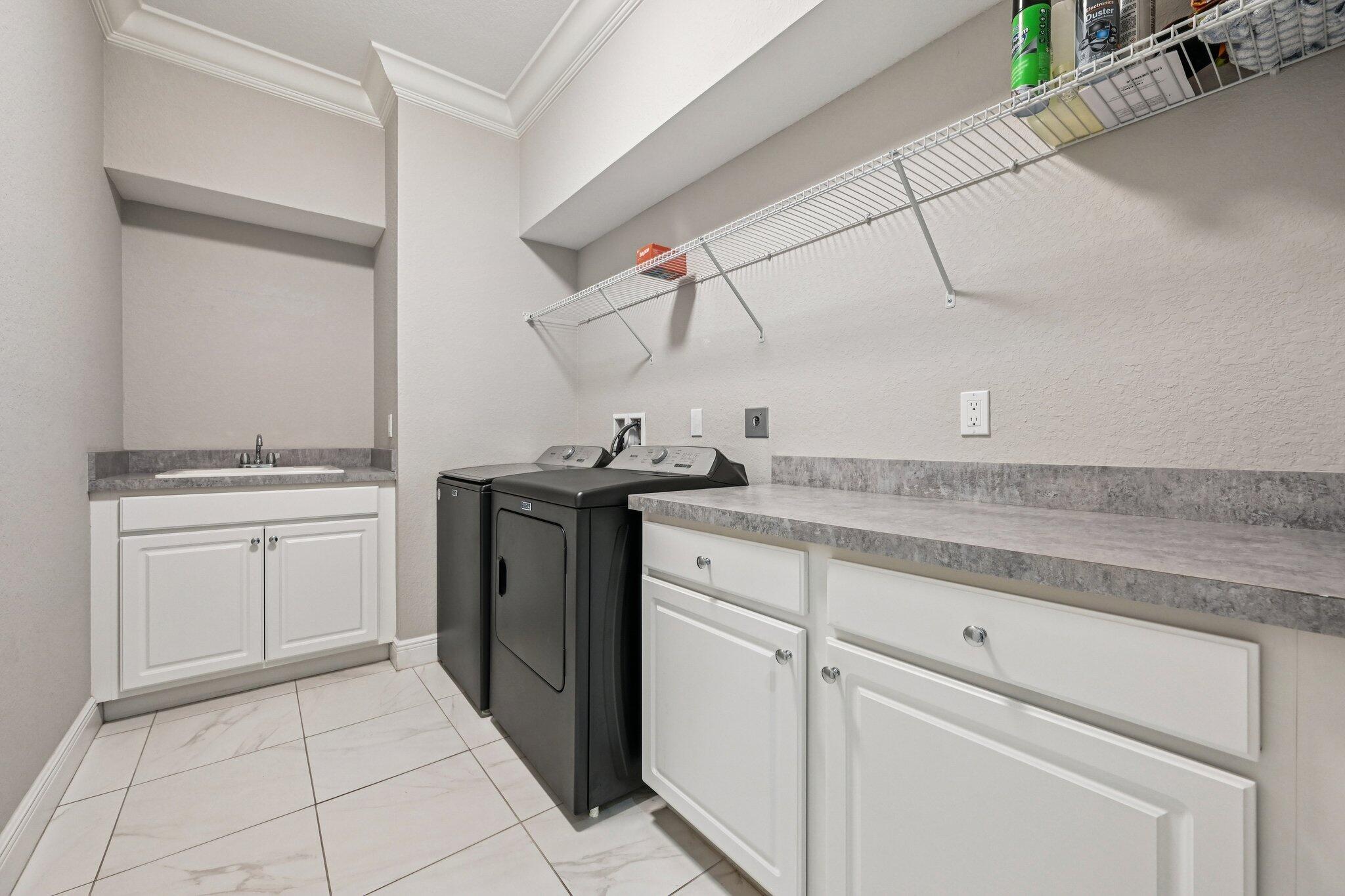 Vizcaya Falls - Residential