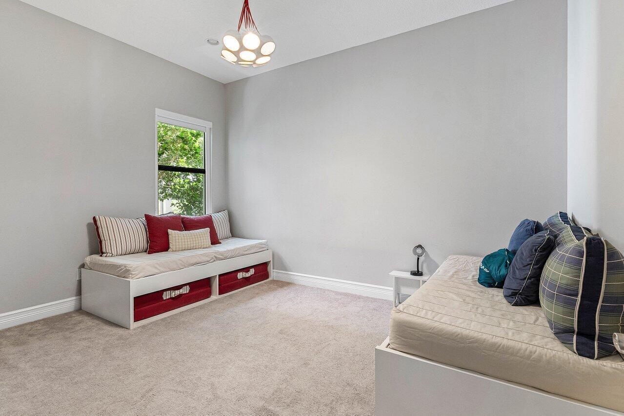 Seven Bridges - Residential