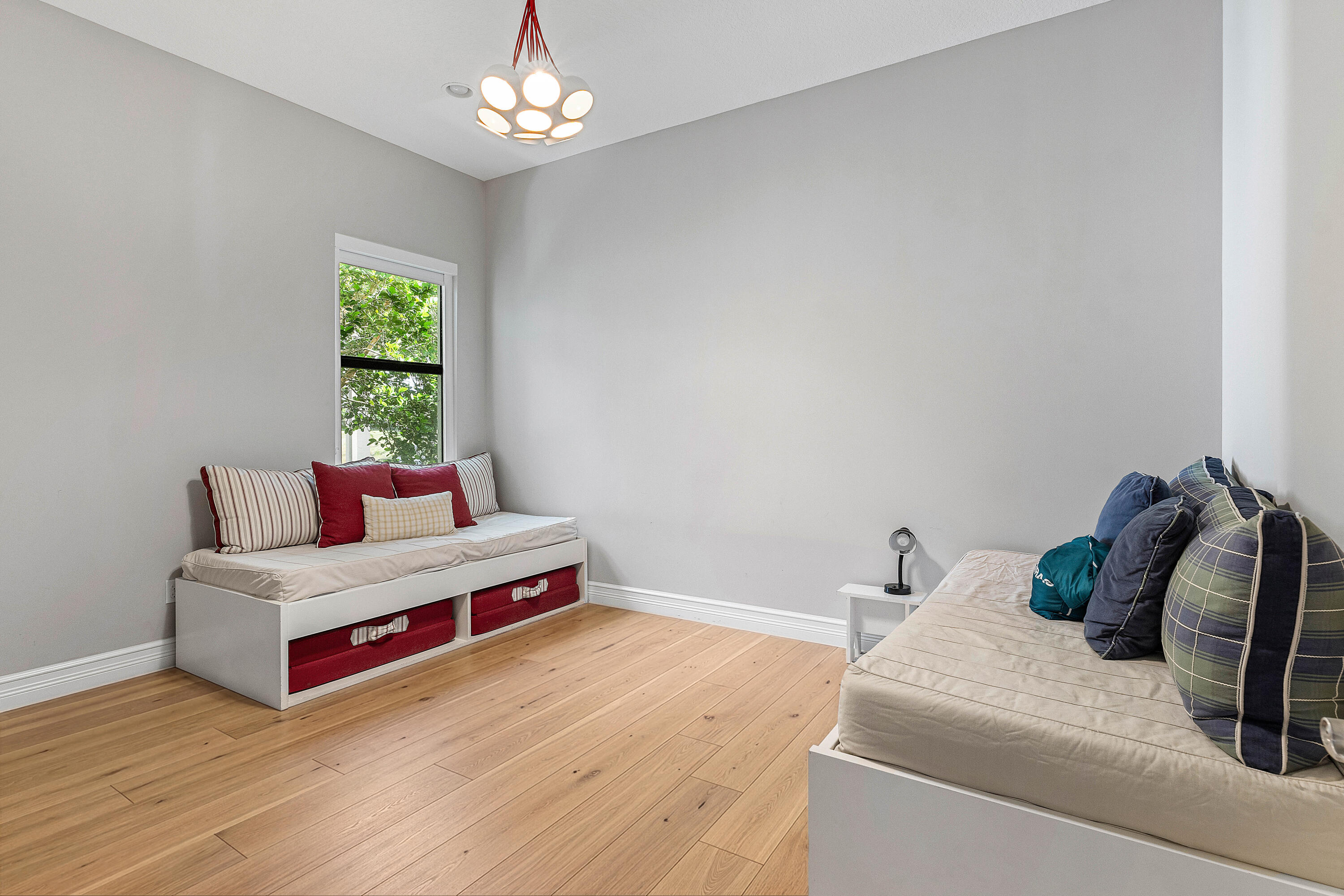 Seven Bridges - Residential