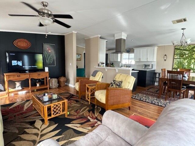 6927 SE Delegate Street