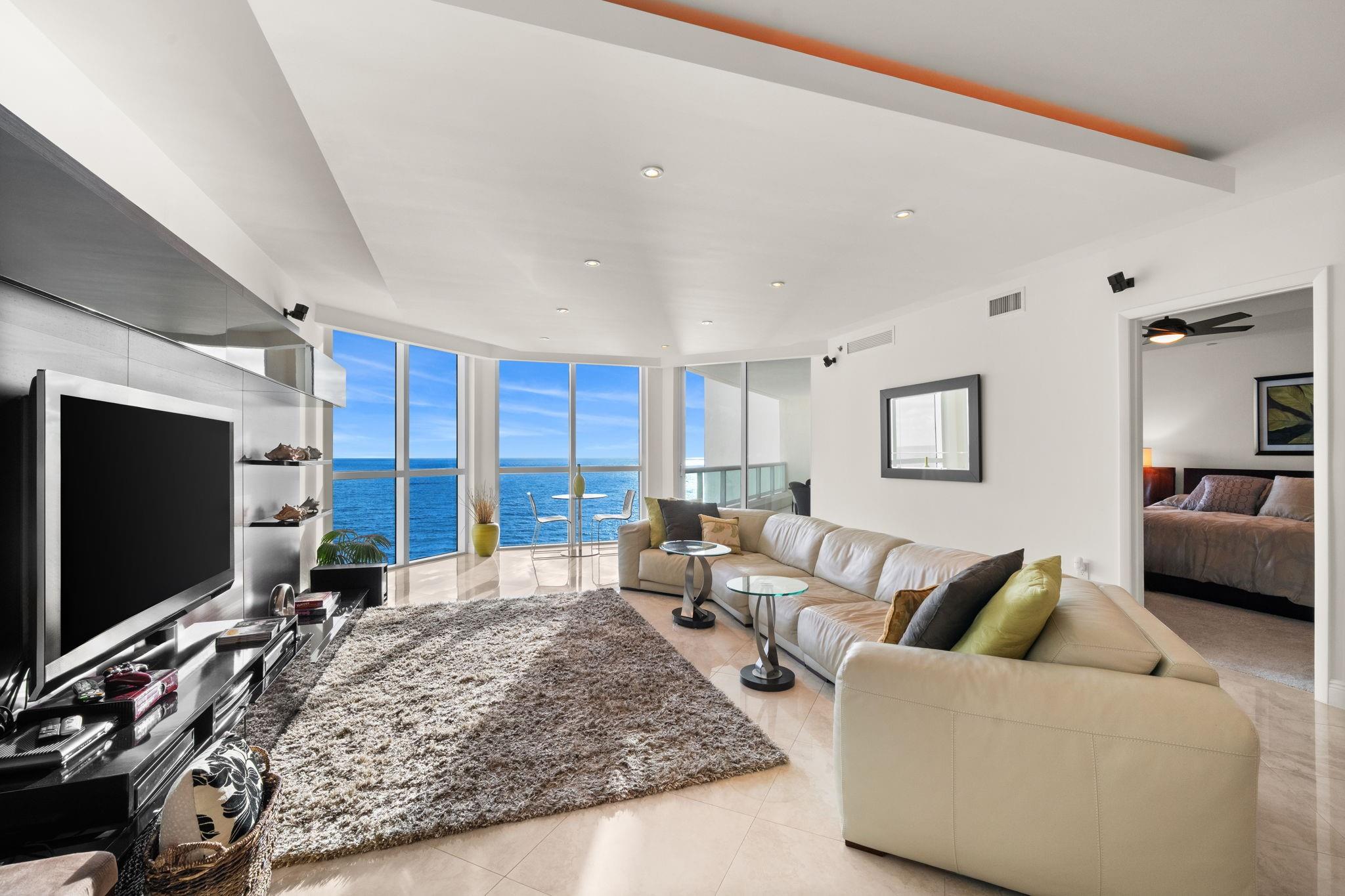 Las Olas Beach Club - Residential Lease