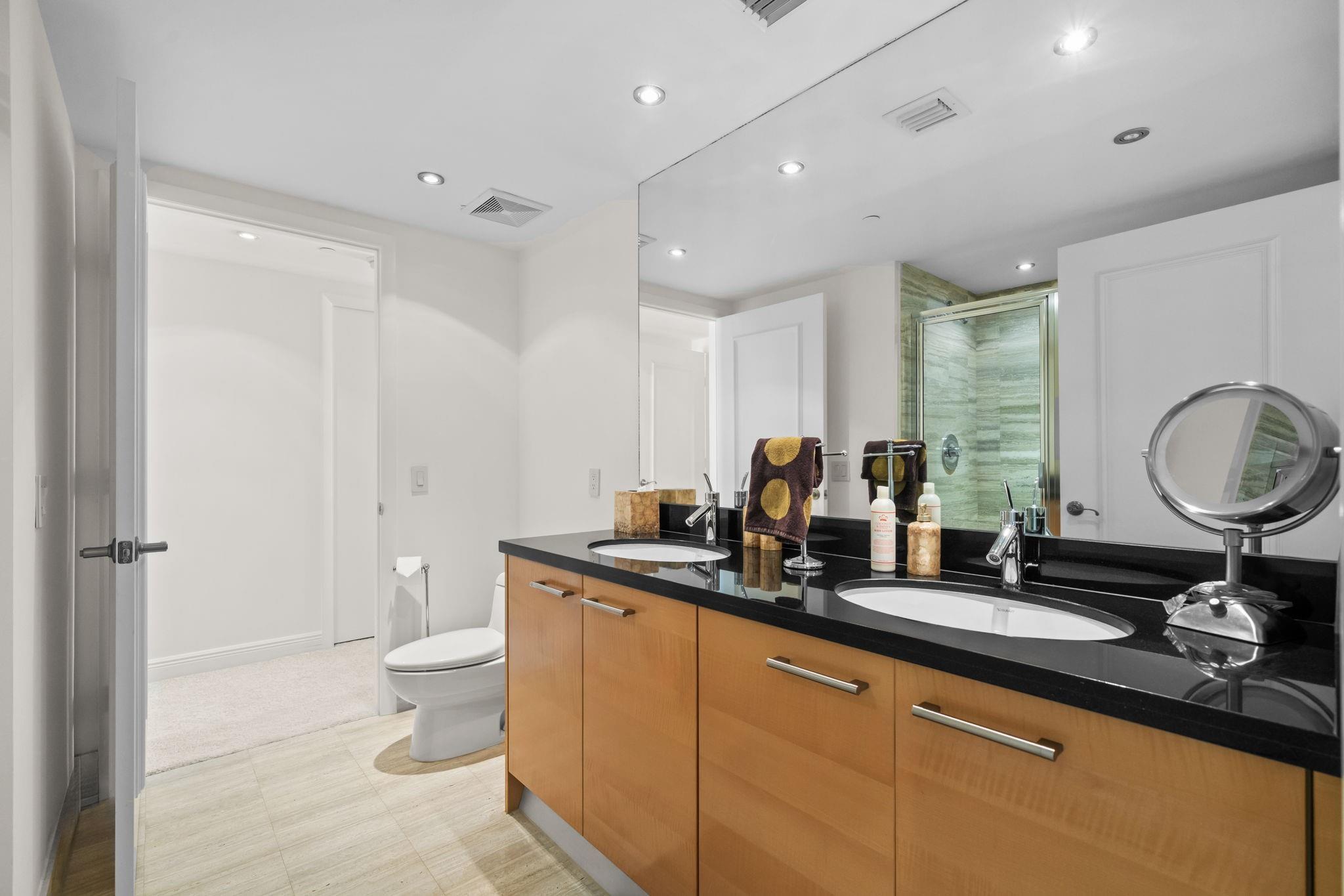 Las Olas Beach Club - Residential Lease