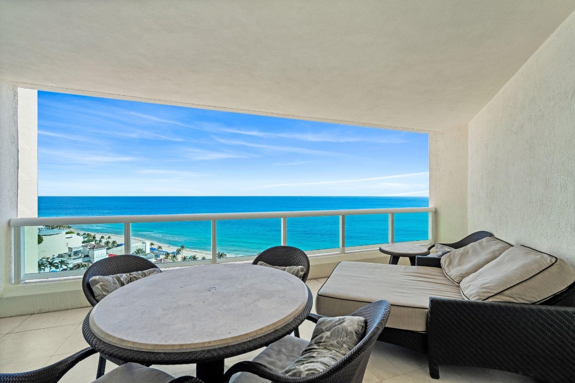 Las Olas Beach Club - Residential Lease