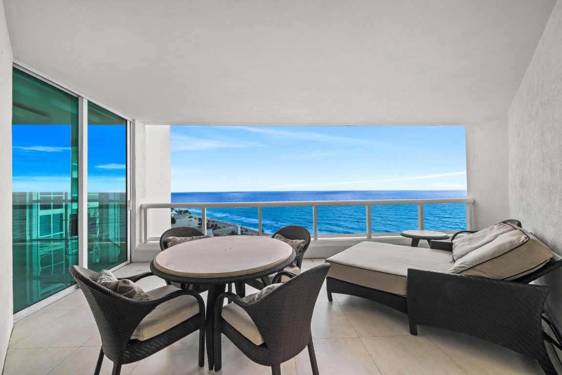 Las Olas Beach Club - Residential Lease