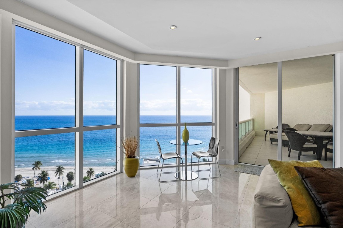 Las Olas Beach Club - Residential Lease