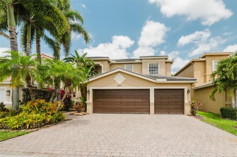 8225 Viale Matera Lake Worth FL 33467