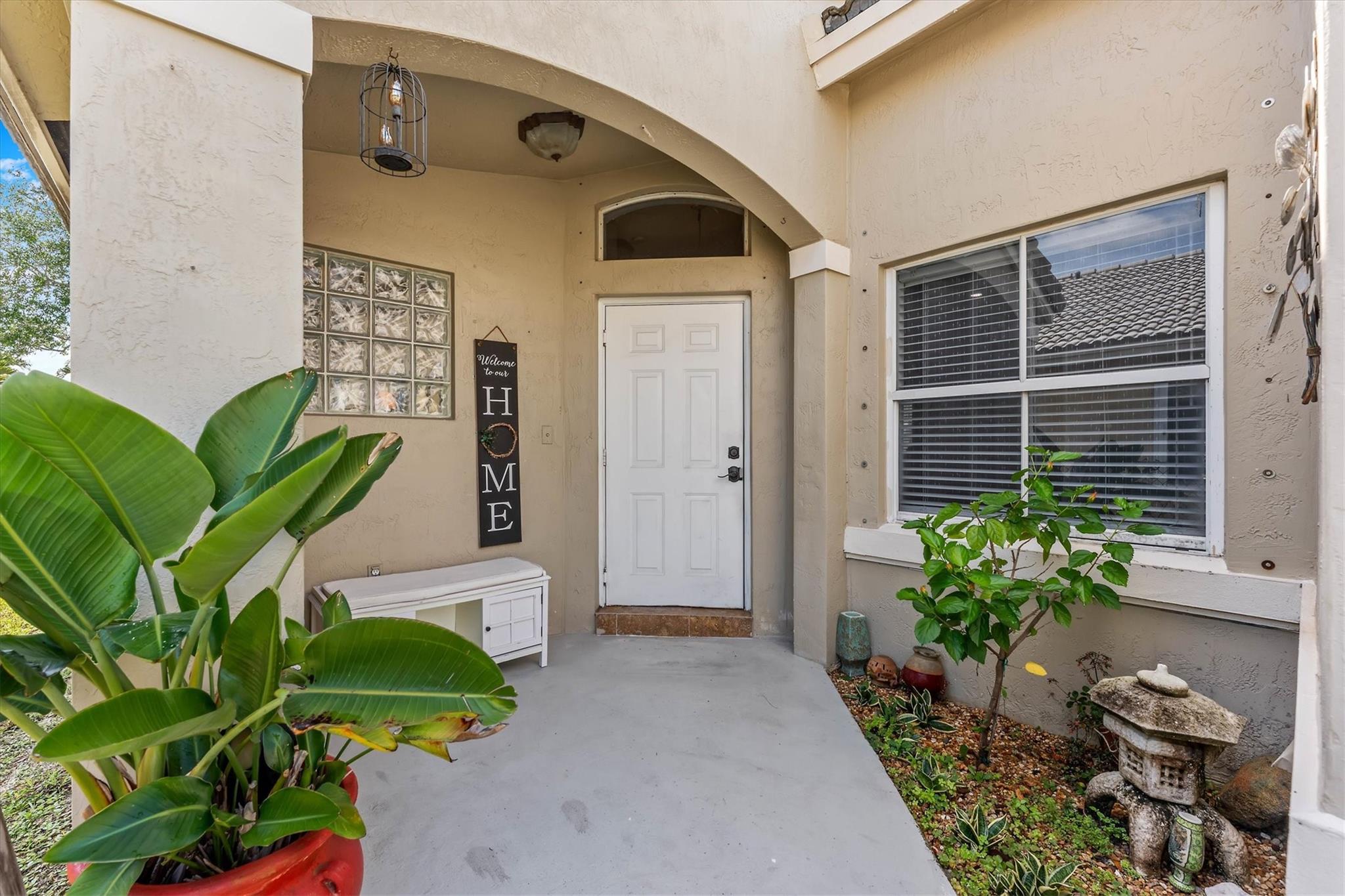 5900 E Grand Duke Cir
