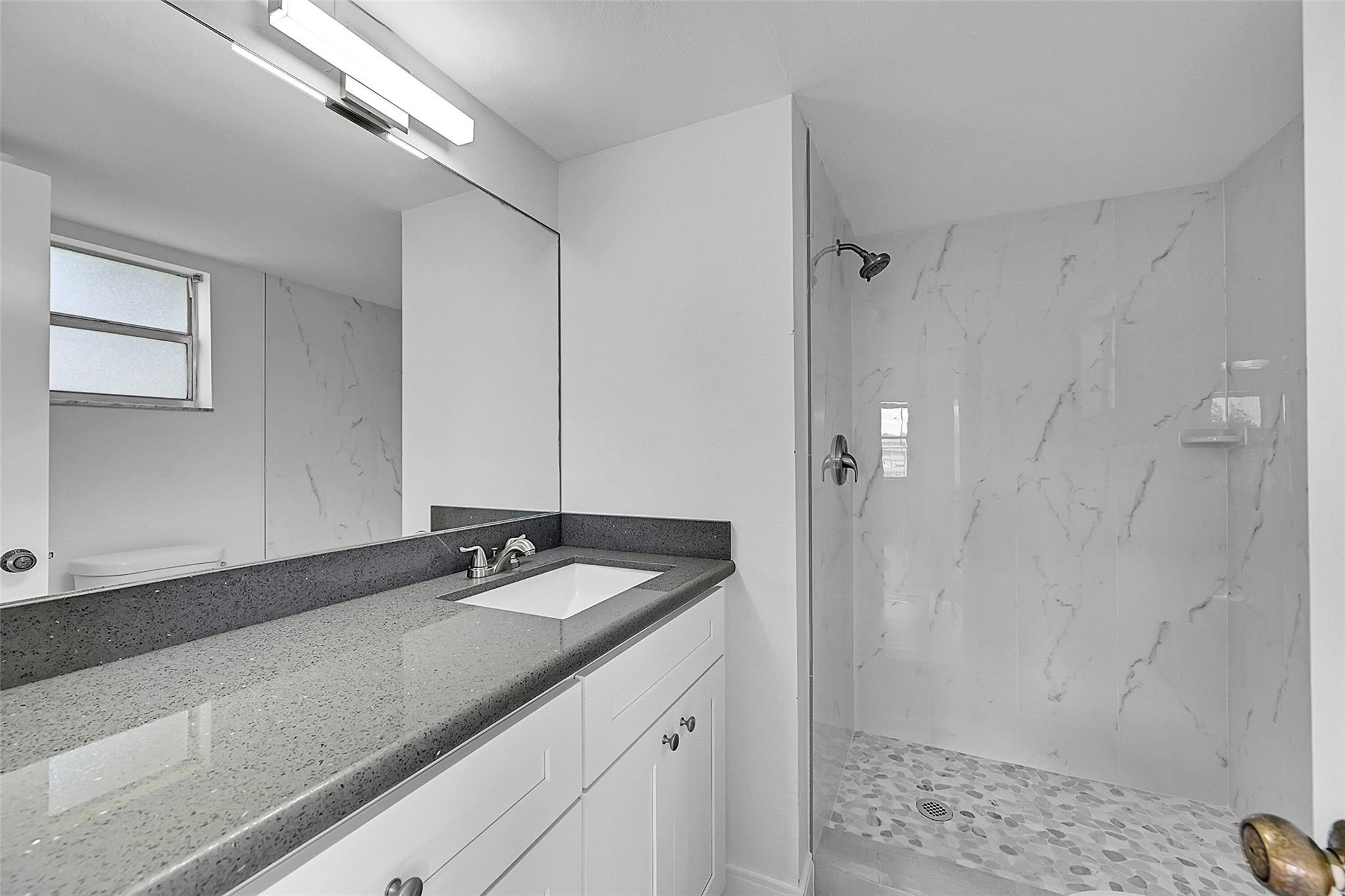 SUNRISE LAKES PHASE III - Residential