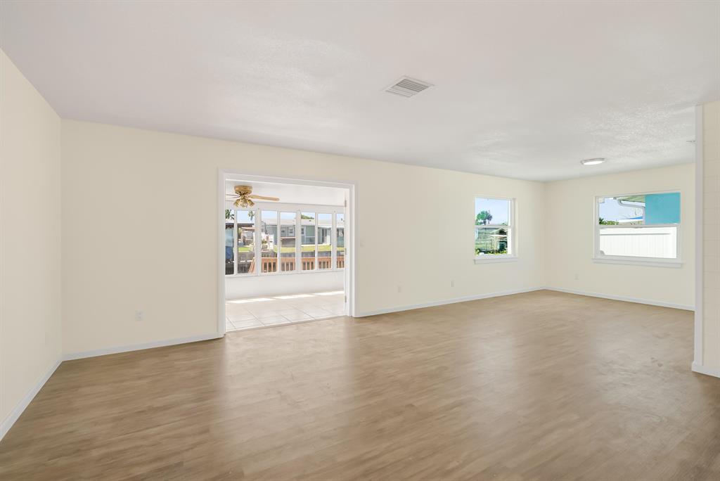 SURFSIDE ESTATES UNIT 3 - Residential