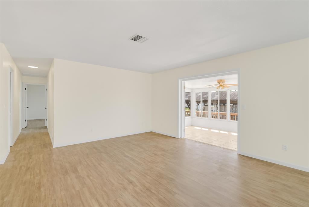 SURFSIDE ESTATES UNIT 3 - Residential