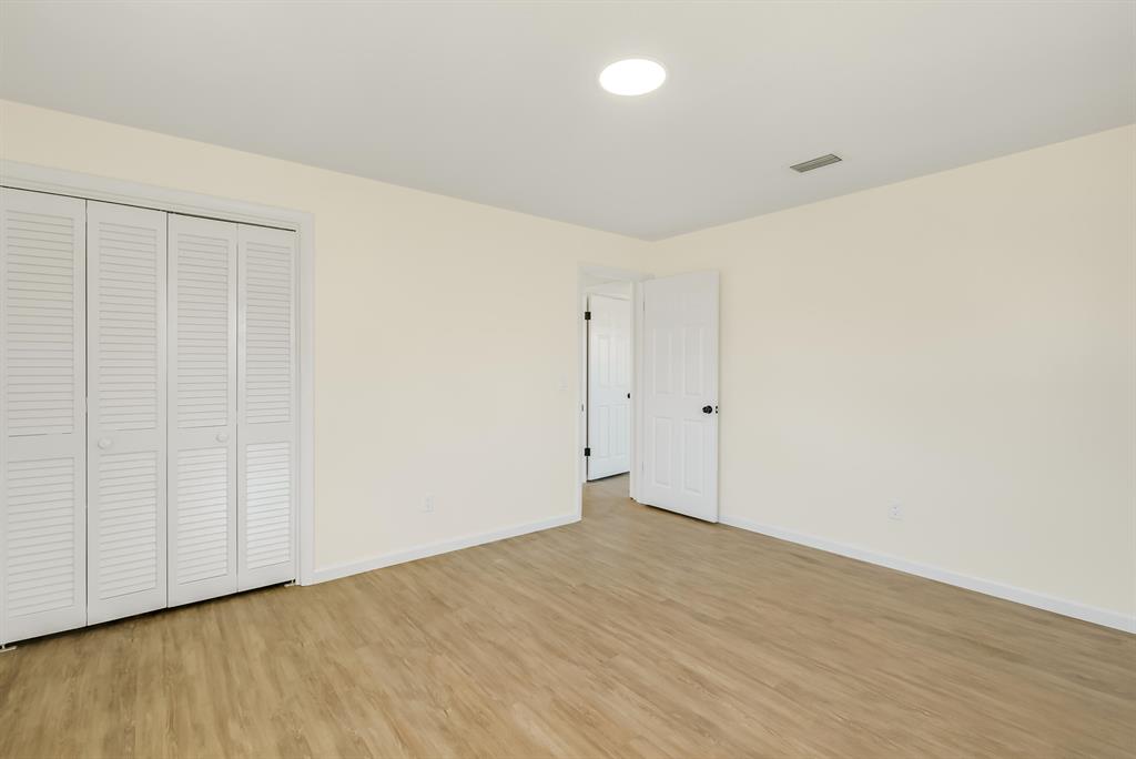 SURFSIDE ESTATES UNIT 3 - Residential