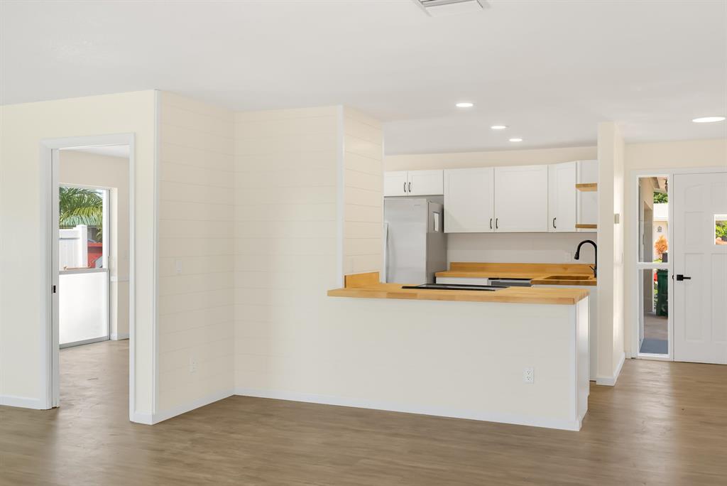 SURFSIDE ESTATES UNIT 3 - Residential