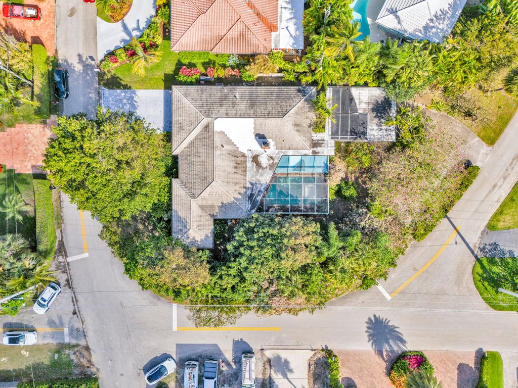 Photo of 100 NE Spanish Trail, Boca Raton, FL 33432 (MLS # R11059739)