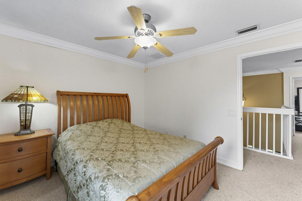 CANYON LAKES 5 - Residential Lease