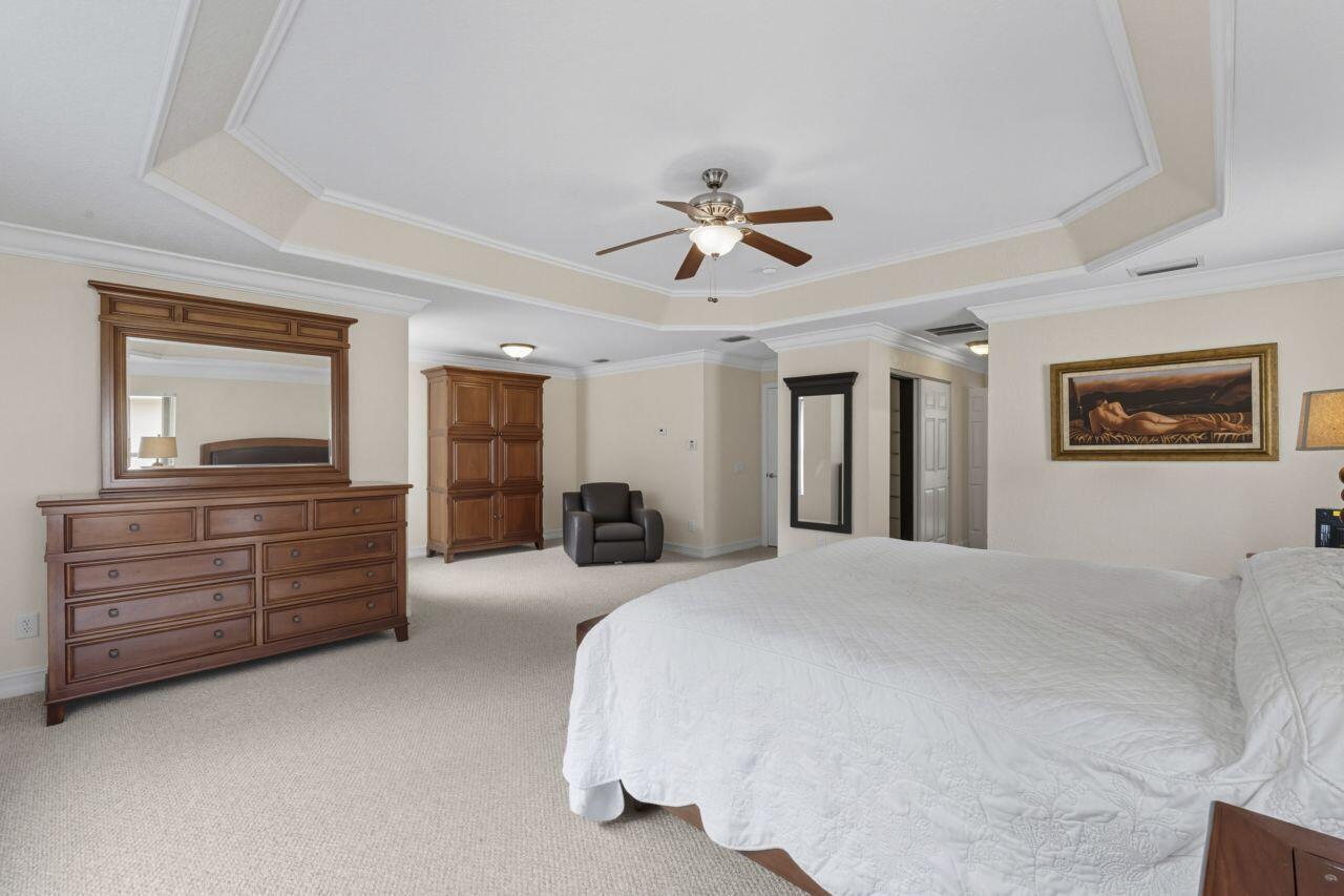 CANYON LAKES 5 - Residential Lease