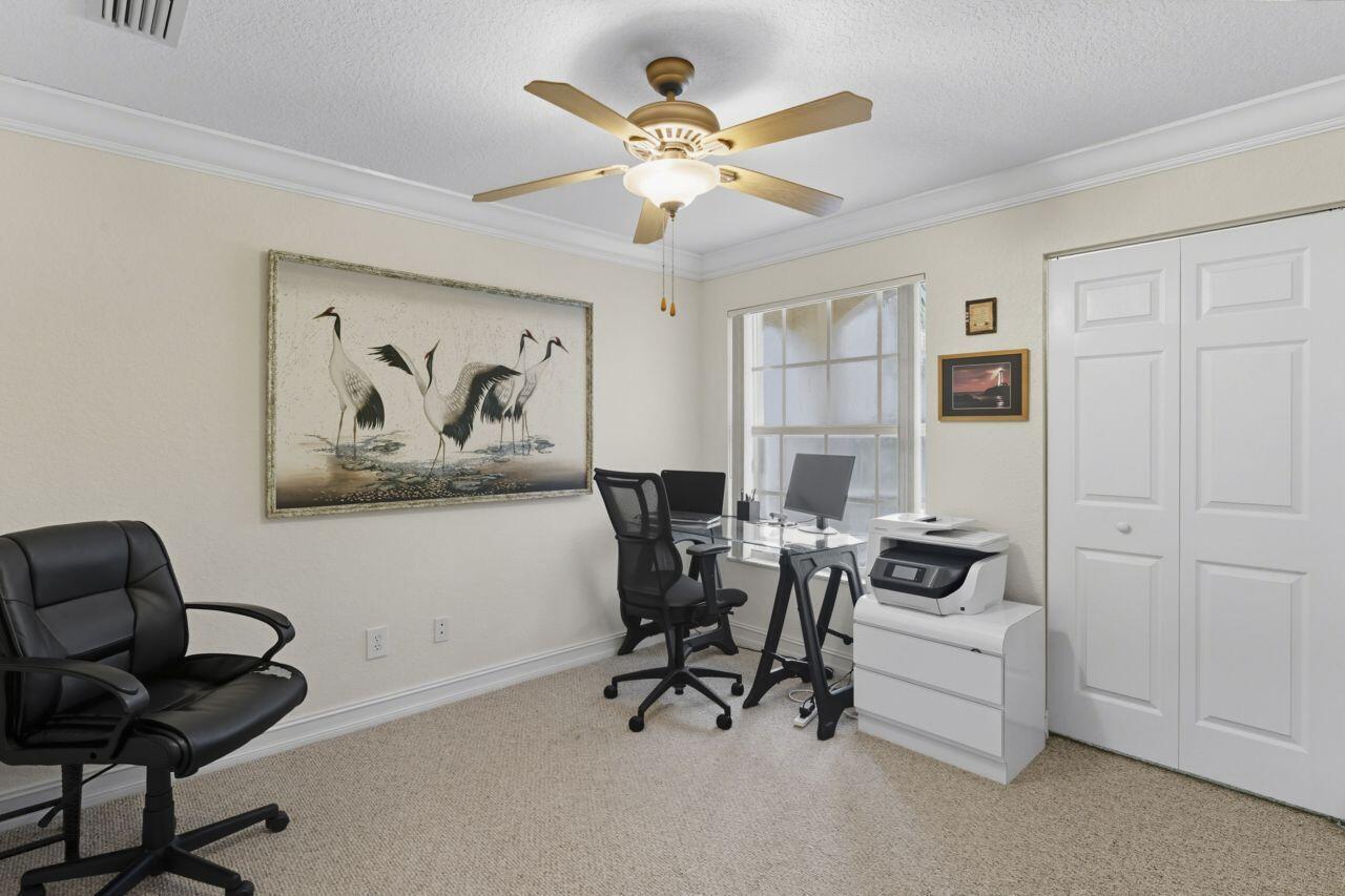 CANYON LAKES 5 - Residential Lease