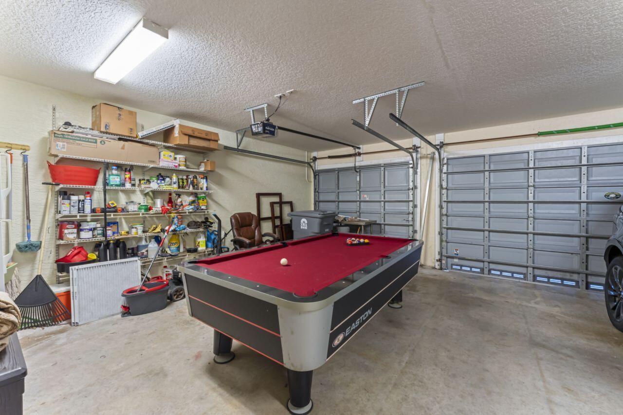 CANYON LAKES 5 - Residential Lease