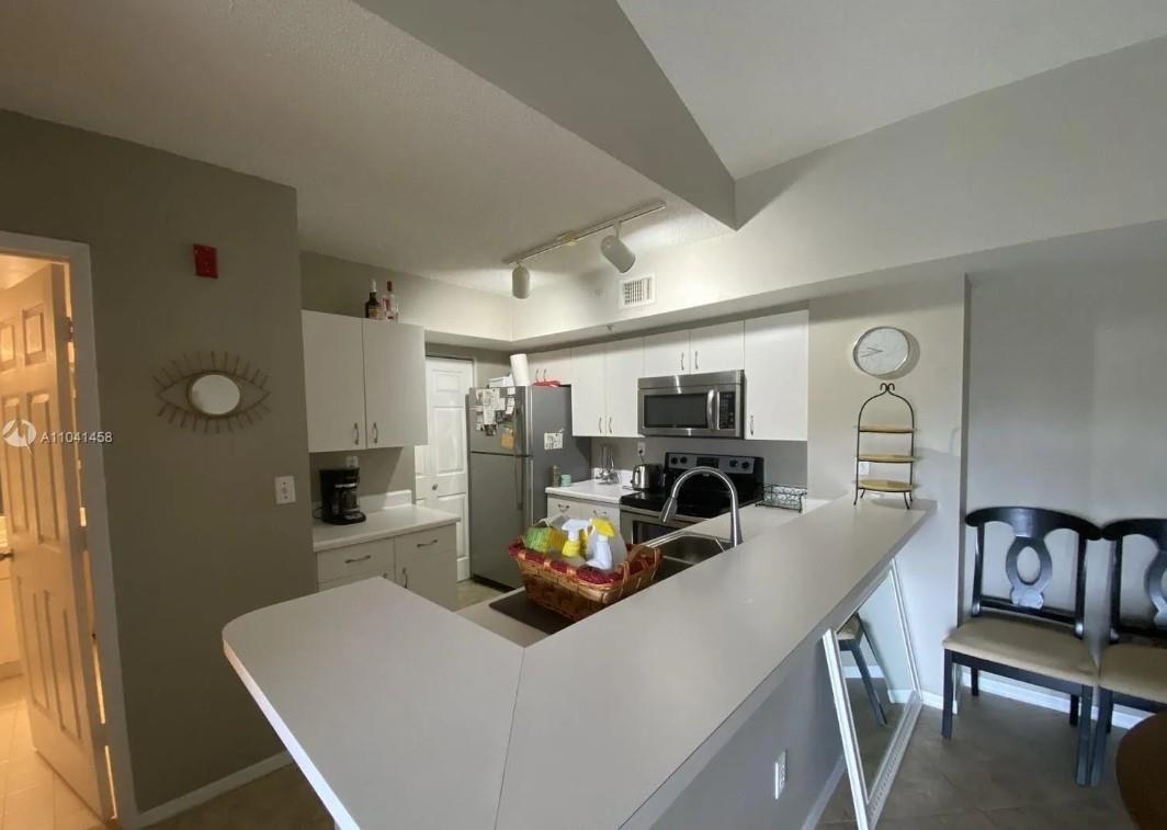 2620 S University Dr 306