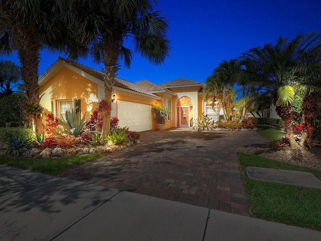 Photo of 11378 SW Rockingham Drive, Port Saint Lucie, FL 34987 (MLS # R10702795)