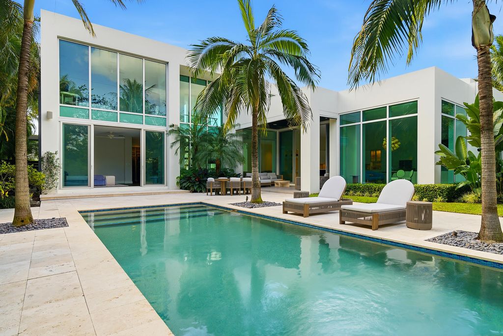 Photo of 125 Churchill Road, West Palm Beach, FL 33405 (MLS # R11166454)