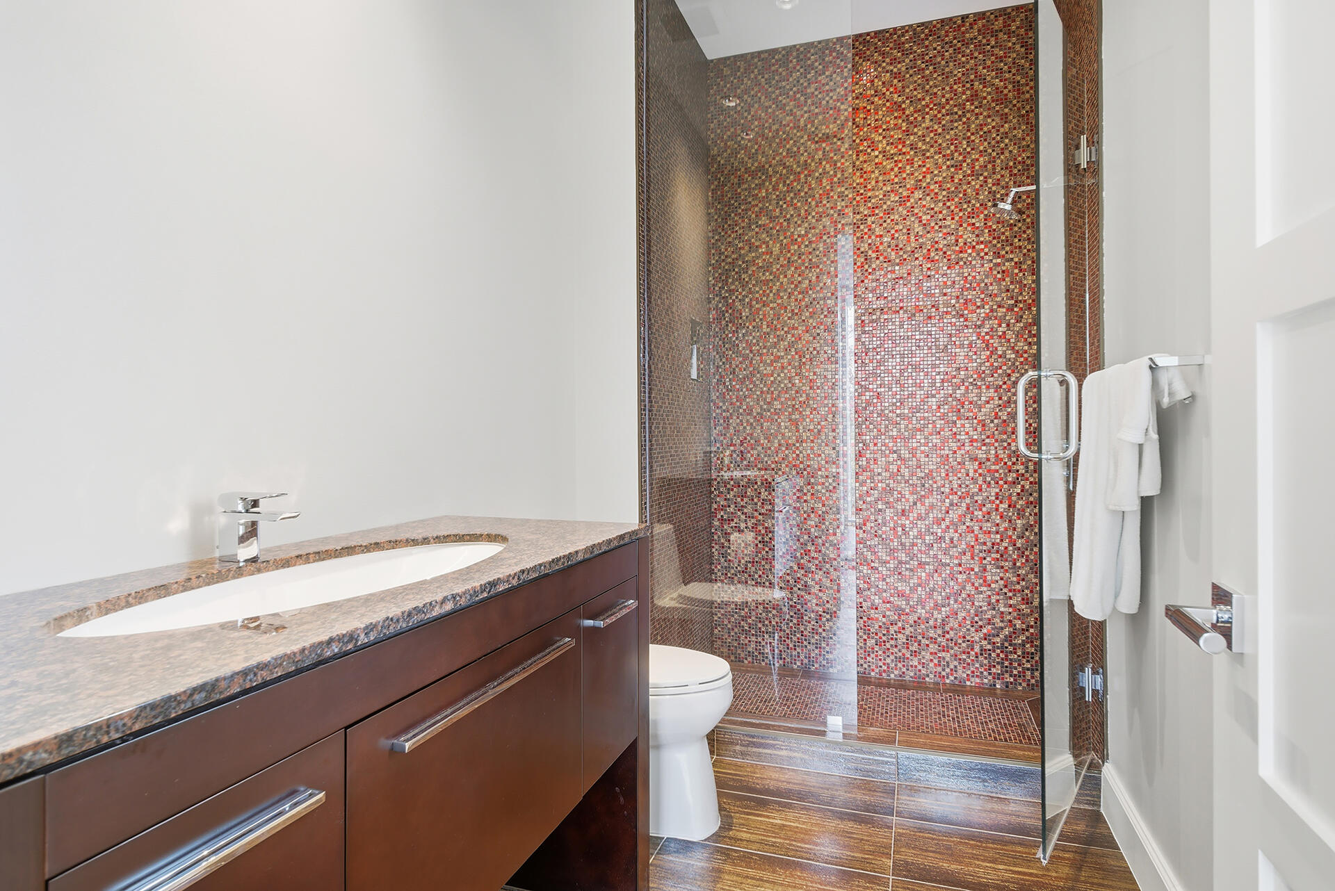 ELLAMAR - Residential