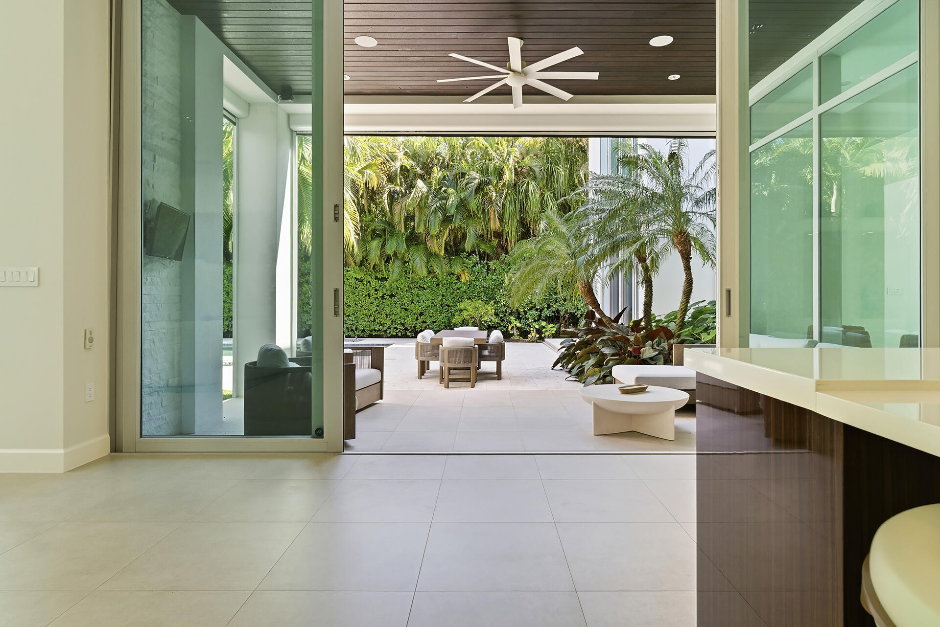 ELLAMAR - Residential