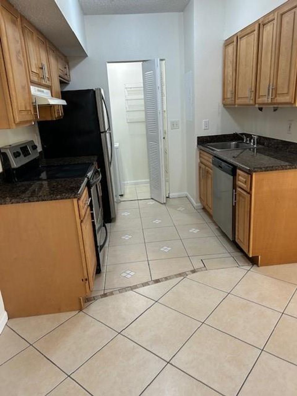 Photo of 3261 Sabal Palm Manor, Hollywood, FL 33024 (MLS # F10518382)