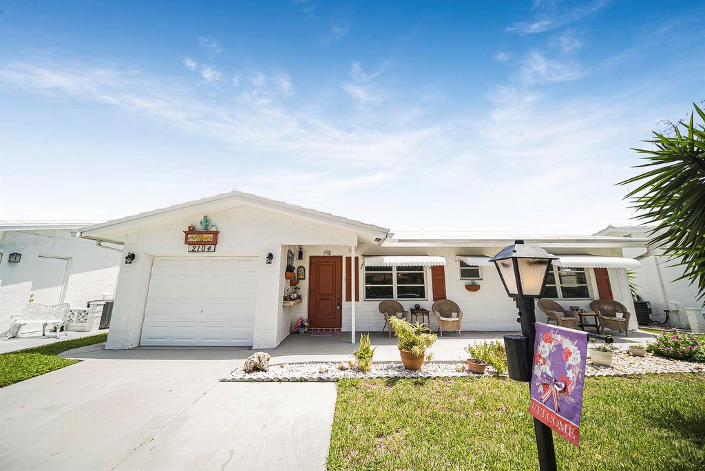 Photo of 2104 SW 24th Street, Boynton Beach, FL 33426 (MLS # R11117921)