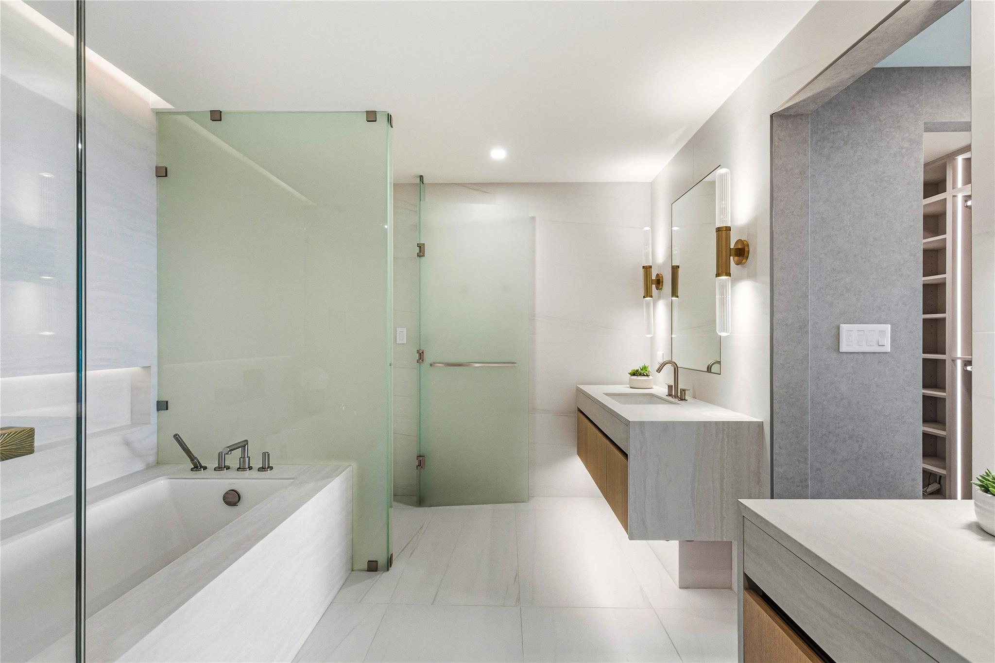 Casamar - Residential Lease