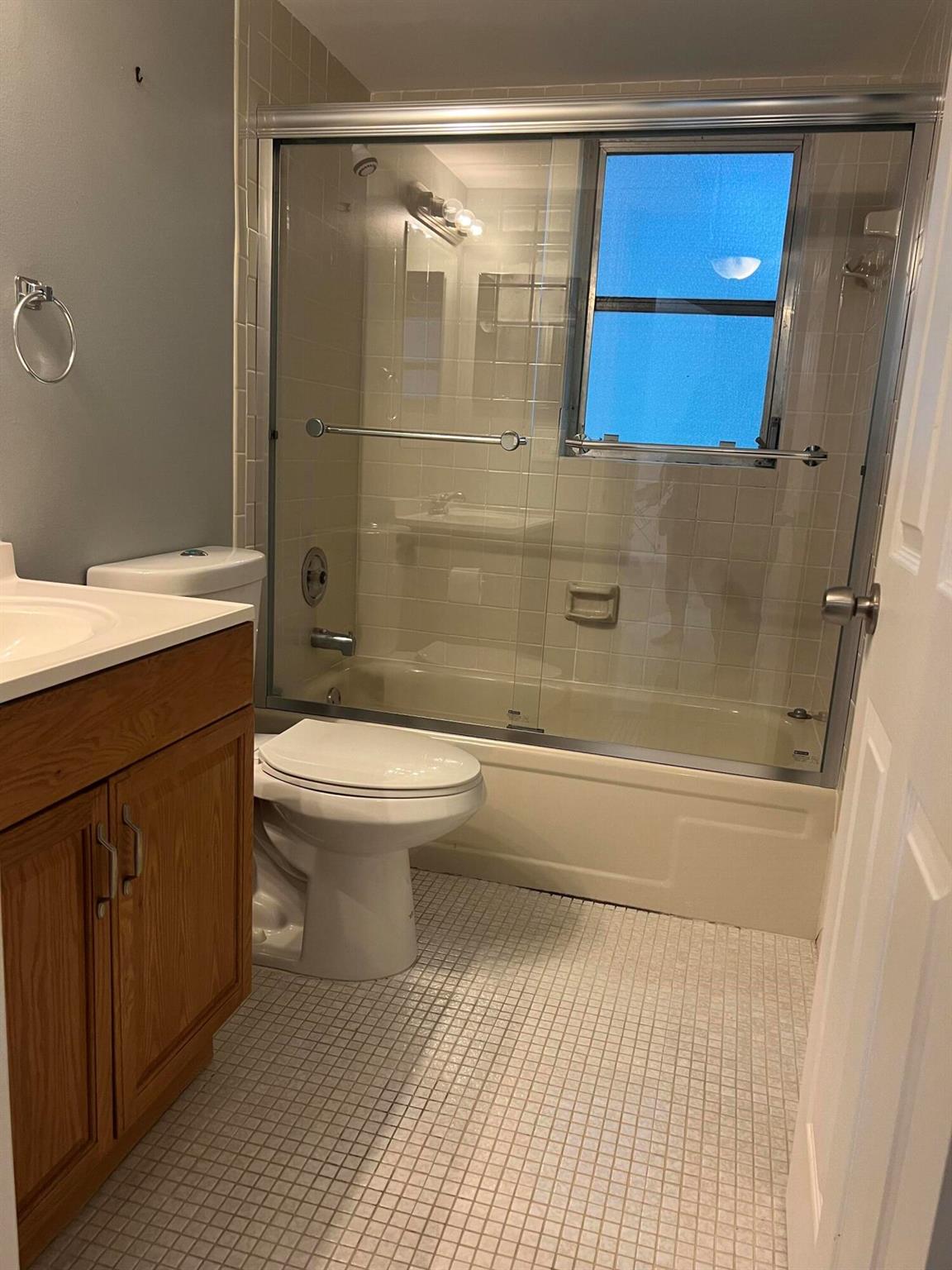 VILLAGES OF ORIOLE DEAUVI - Residential