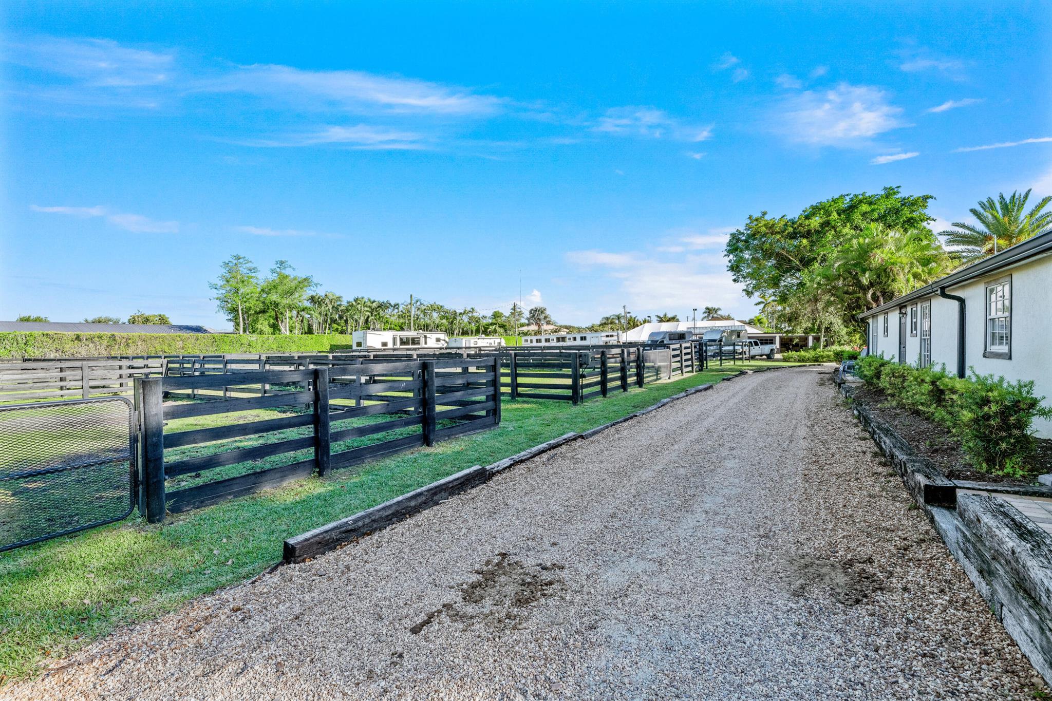 Acreage & Unrec - Residential